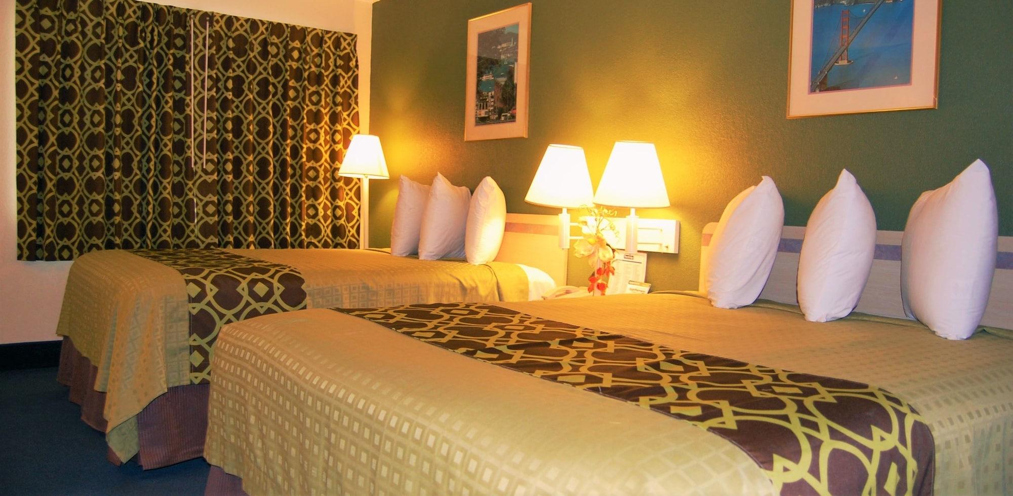 Travelodge By Wyndham Los Banos Ca Екстериор снимка