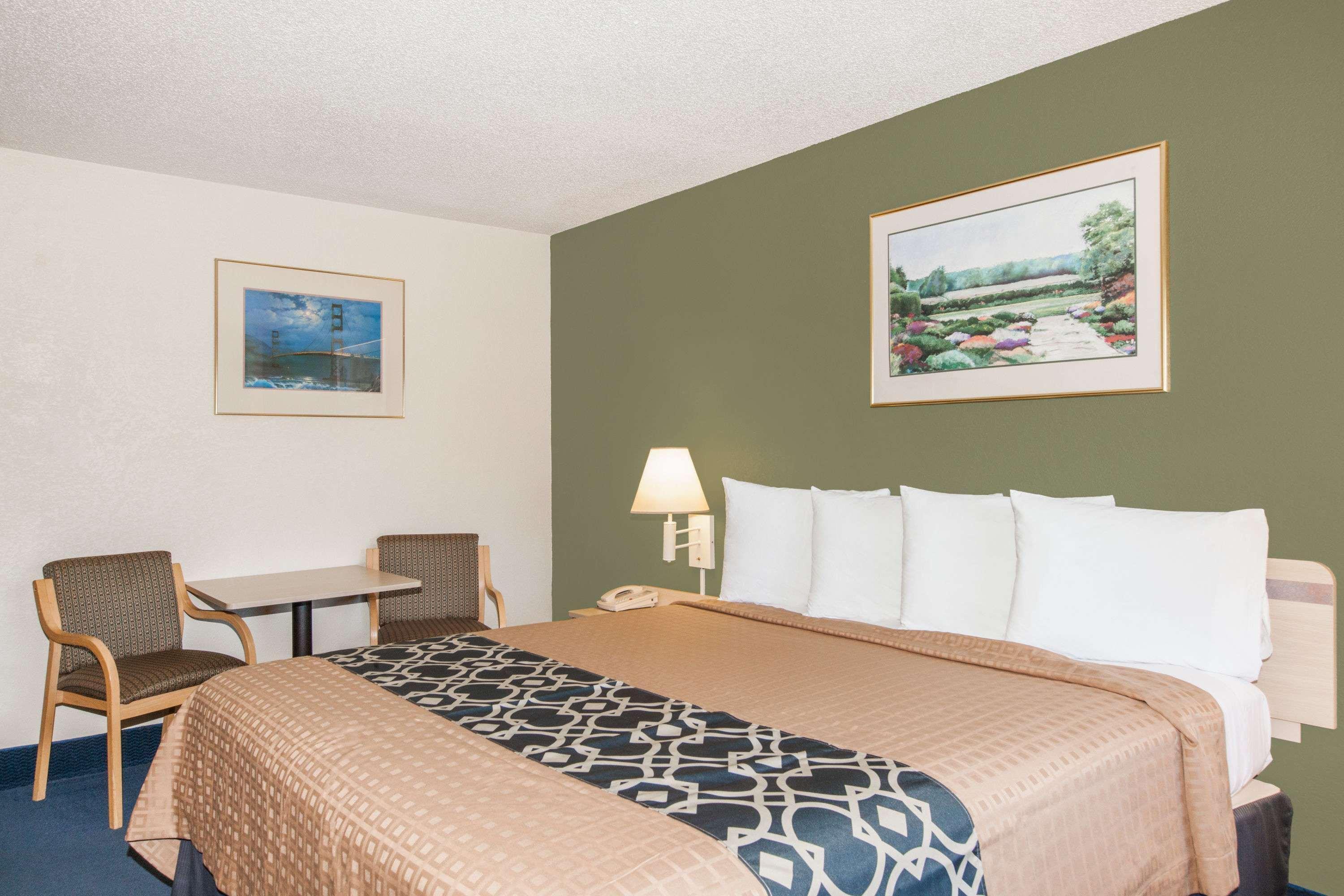 Travelodge By Wyndham Los Banos Ca Екстериор снимка